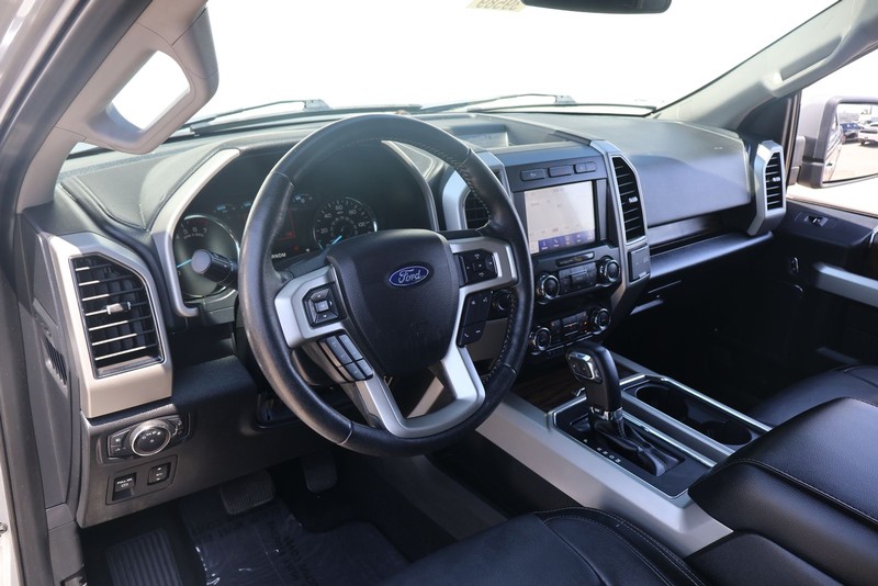 Ford F-150 Vehicle Full-screen Gallery Image 11