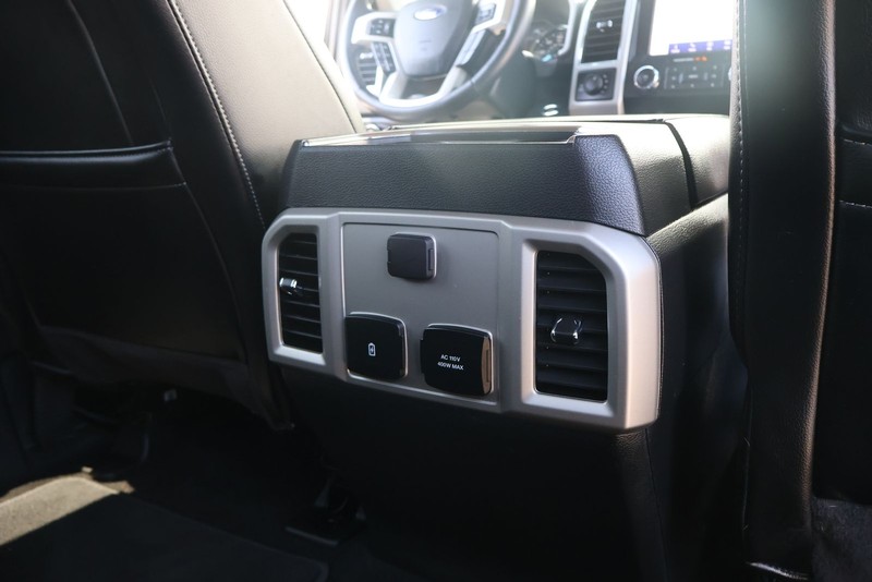 Ford F-150 Vehicle Full-screen Gallery Image 18