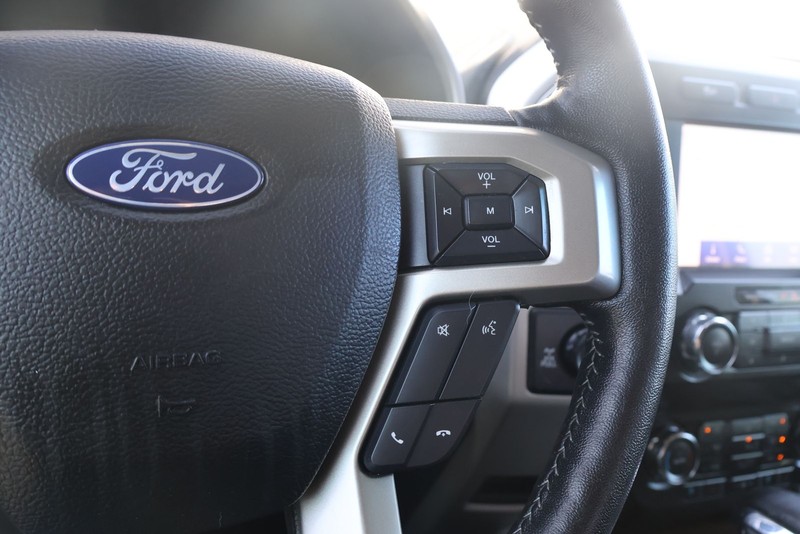 Ford F-150 Vehicle Full-screen Gallery Image 25