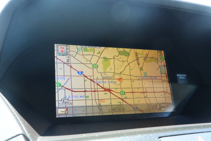 Acura RDX Vehicle Full-screen Gallery Image 12