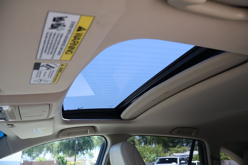 Acura RDX Vehicle Full-screen Gallery Image 19