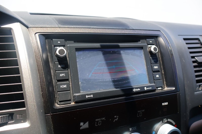 Toyota Sequoia Vehicle Full-screen Gallery Image 29