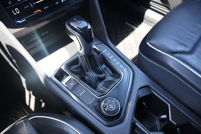 Volkswagen Tiguan Vehicle Full-screen Gallery Image 32