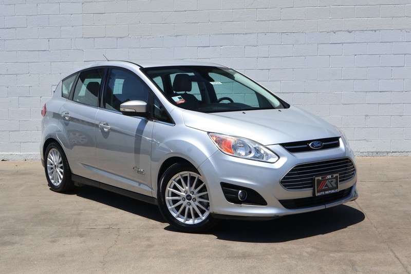 Ford C-Max Energi Vehicle Full-screen Gallery Image 01