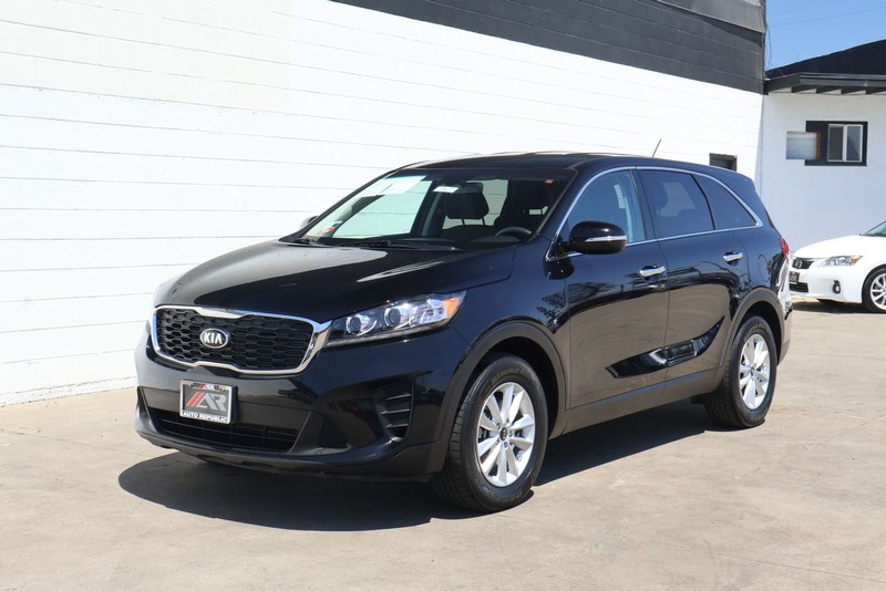 Kia Sorento Vehicle Full-screen Gallery Image 11