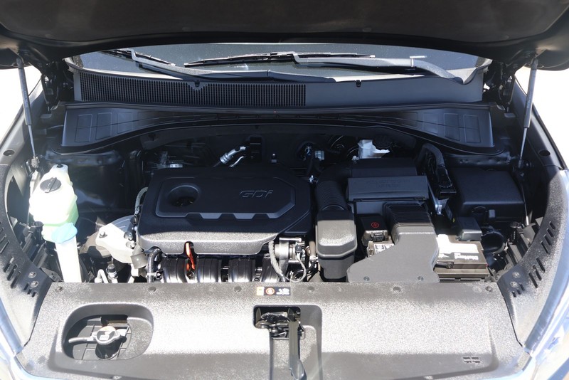 Kia Sorento Vehicle Full-screen Gallery Image 12