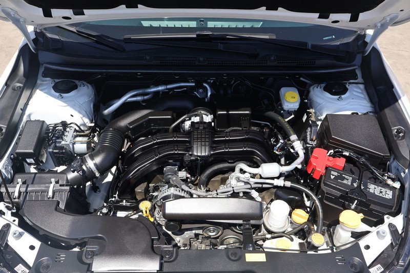 Subaru Crosstrek Vehicle Full-screen Gallery Image 12