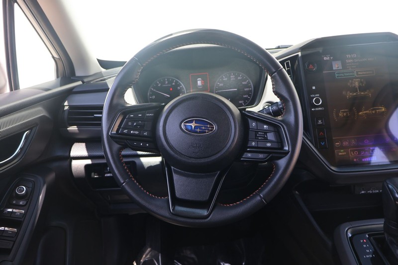 Subaru Crosstrek Vehicle Full-screen Gallery Image 23