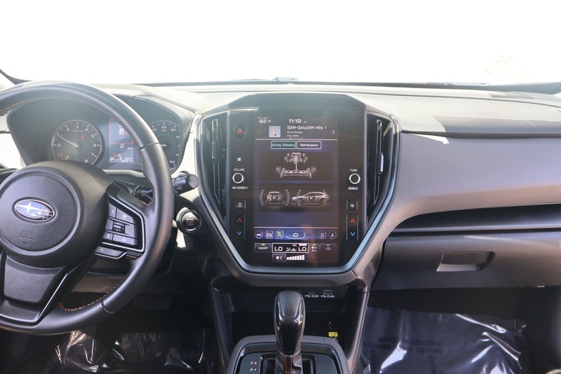 Subaru Crosstrek Vehicle Full-screen Gallery Image 26