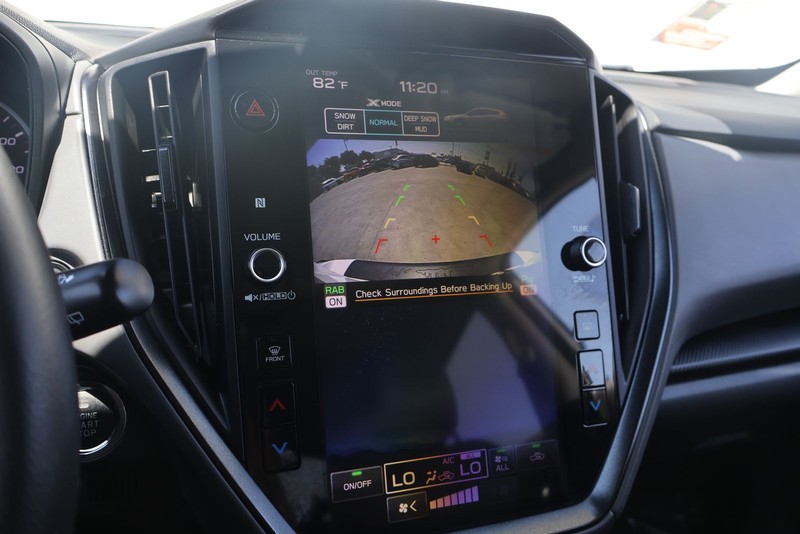 Subaru Crosstrek Vehicle Full-screen Gallery Image 28
