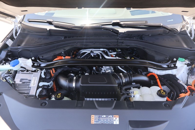 Lincoln Aviator Vehicle Full-screen Gallery Image 13