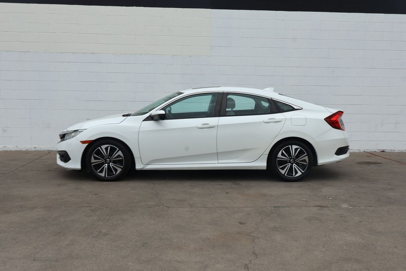 Honda Civic Sedan Vehicle Full-screen Gallery Image 10