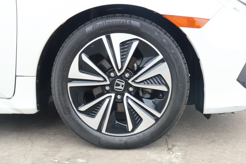 Honda Civic Sedan Vehicle Full-screen Gallery Image 13