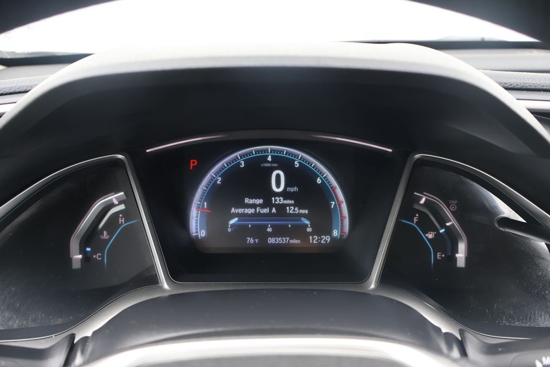 Honda Civic Sedan Vehicle Full-screen Gallery Image 22