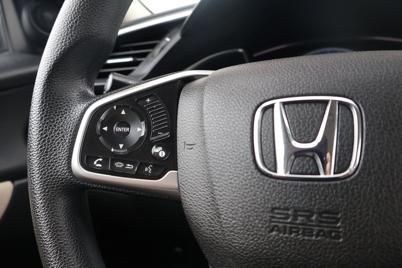 Honda Civic Sedan Vehicle Full-screen Gallery Image 24