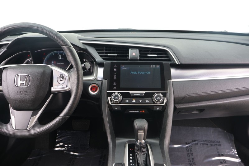 Honda Civic Sedan Vehicle Full-screen Gallery Image 26