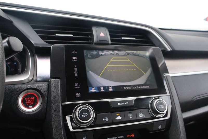 Honda Civic Sedan Vehicle Full-screen Gallery Image 28