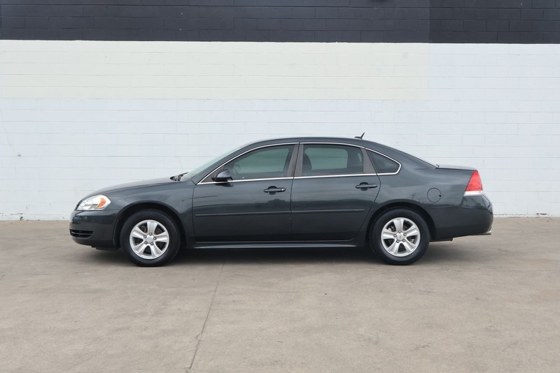 Chevrolet Impala Limited Vehicle Full-screen Gallery Image 10