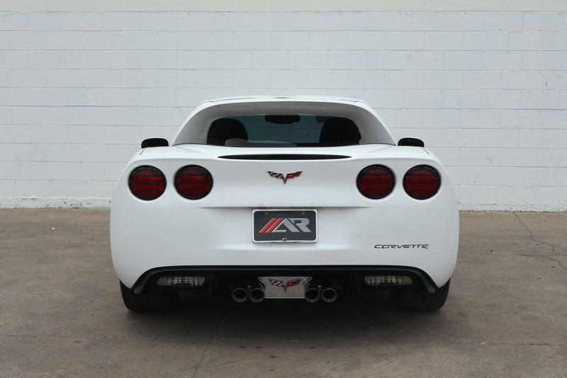 Chevrolet Corvette Vehicle Full-screen Gallery Image 06