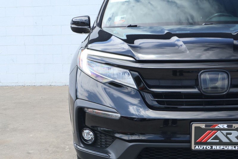 Honda Pilot Vehicle Full-screen Gallery Image 03