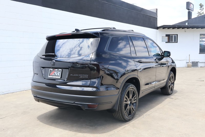 Honda Pilot Vehicle Full-screen Gallery Image 05