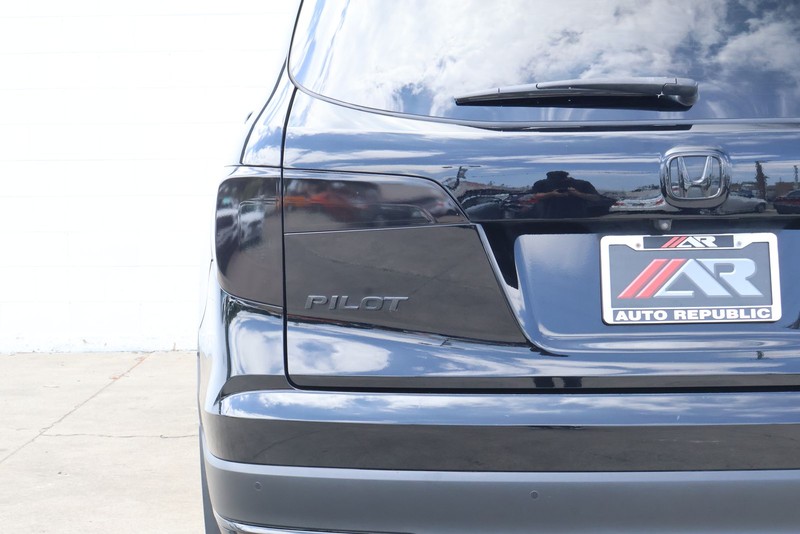 Honda Pilot Vehicle Full-screen Gallery Image 07