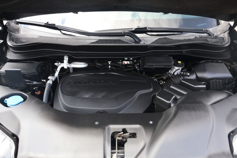 Honda Pilot Vehicle Full-screen Gallery Image 13