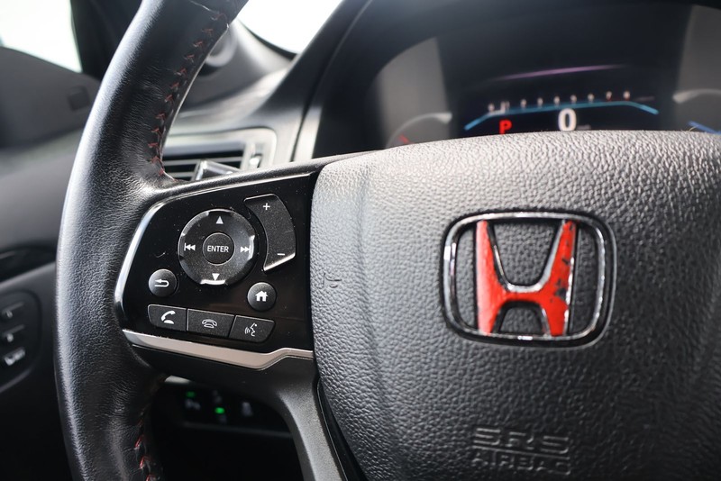 Honda Pilot Vehicle Full-screen Gallery Image 28