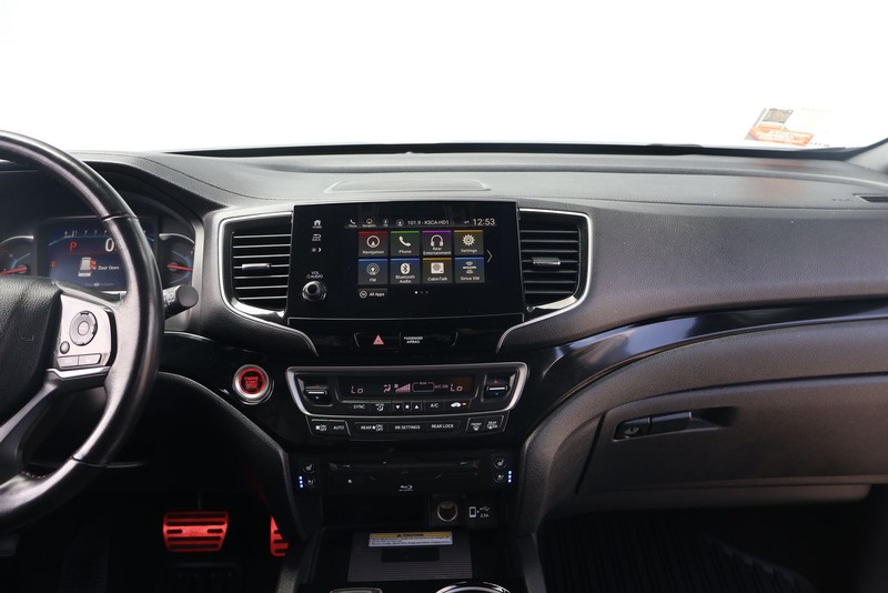 Honda Pilot Vehicle Full-screen Gallery Image 30