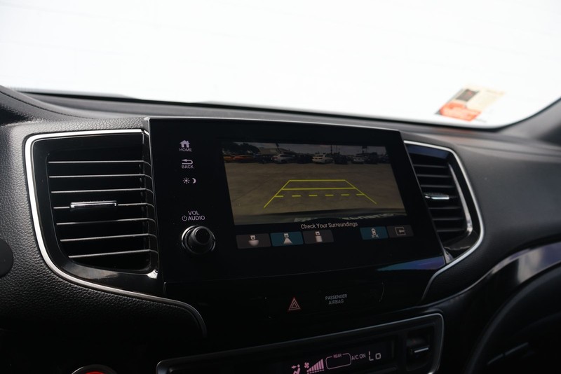 Honda Pilot Vehicle Full-screen Gallery Image 32