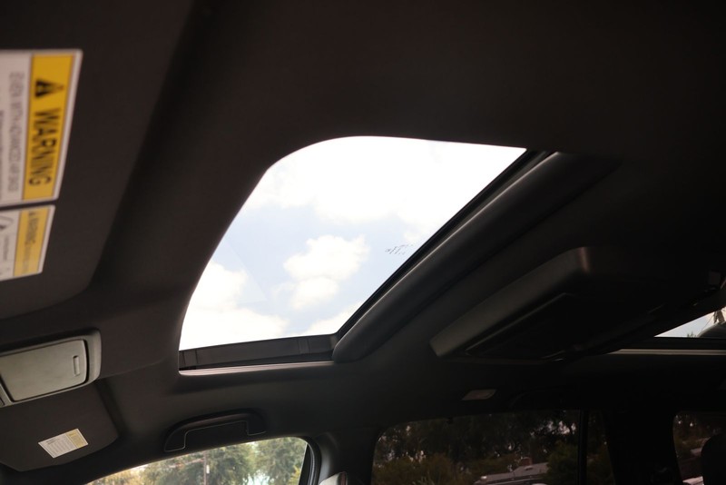 Honda Pilot Vehicle Full-screen Gallery Image 35
