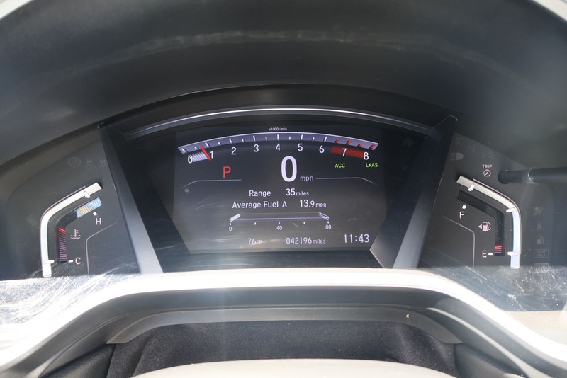 Honda CR-V Vehicle Full-screen Gallery Image 23