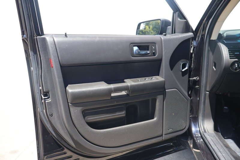 Ford Flex Vehicle Full-screen Gallery Image 14