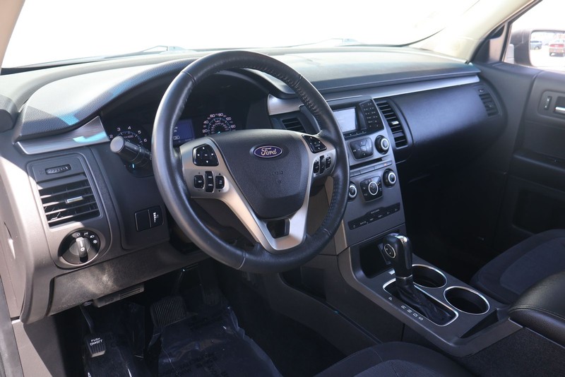 Ford Flex Vehicle Full-screen Gallery Image 15