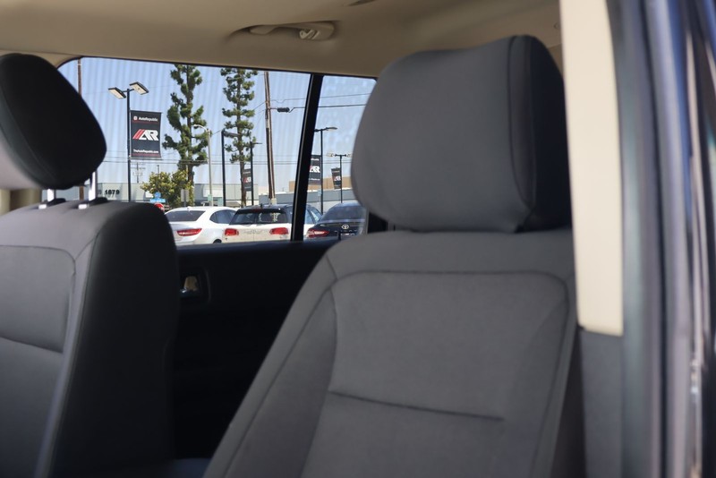 Ford Flex Vehicle Full-screen Gallery Image 17