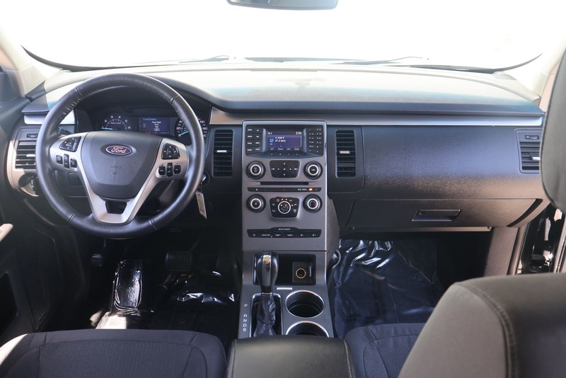 Ford Flex Vehicle Full-screen Gallery Image 23