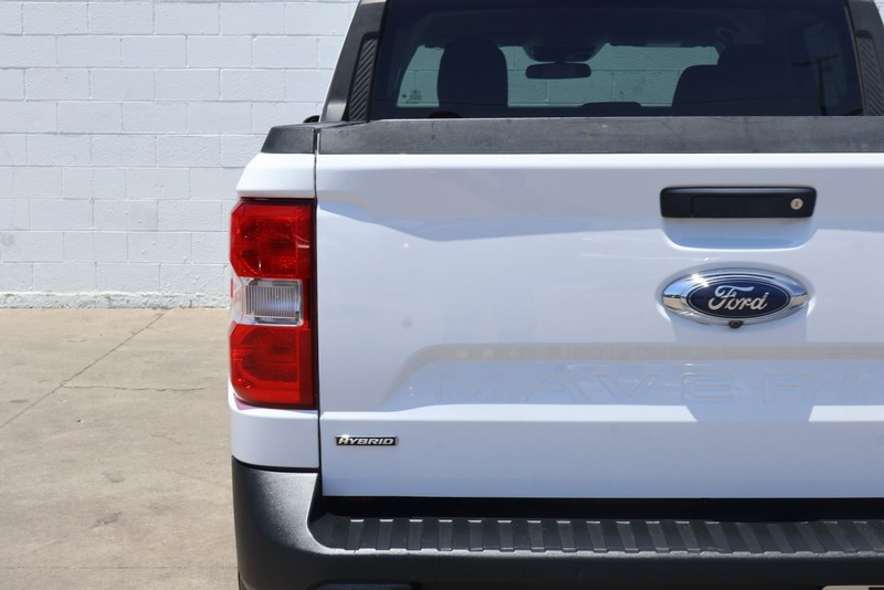 Ford Maverick Vehicle Full-screen Gallery Image 06