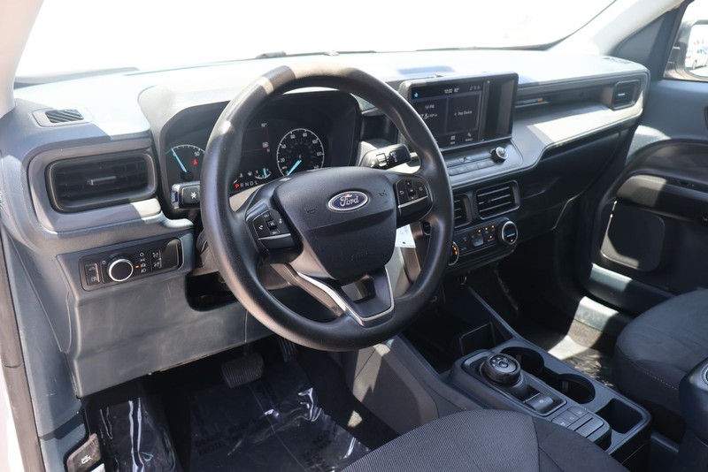 Ford Maverick Vehicle Full-screen Gallery Image 13