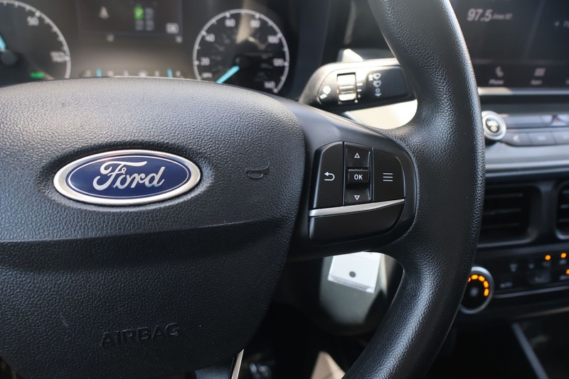 Ford Maverick Vehicle Full-screen Gallery Image 22