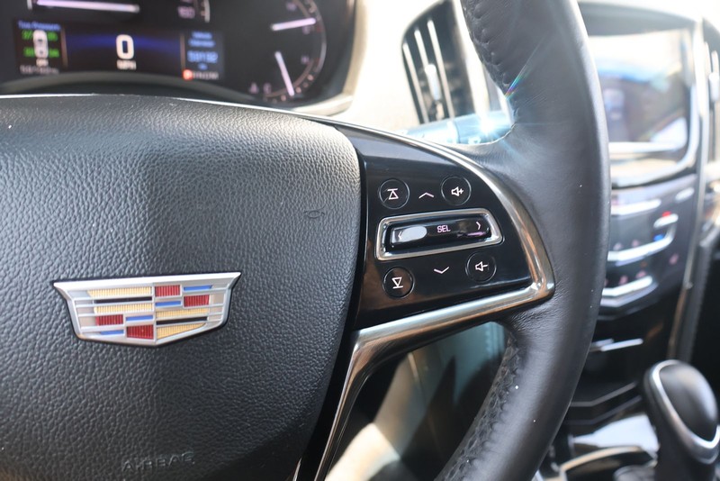 Cadillac ATS Sedan Vehicle Full-screen Gallery Image 25