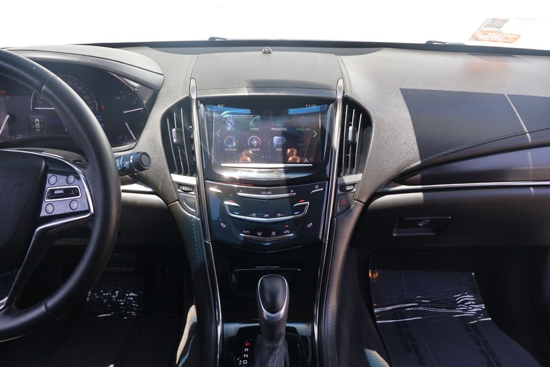 Cadillac ATS Sedan Vehicle Full-screen Gallery Image 26