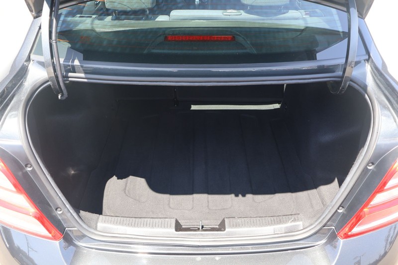 Chevrolet Sonic Vehicle Full-screen Gallery Image 08