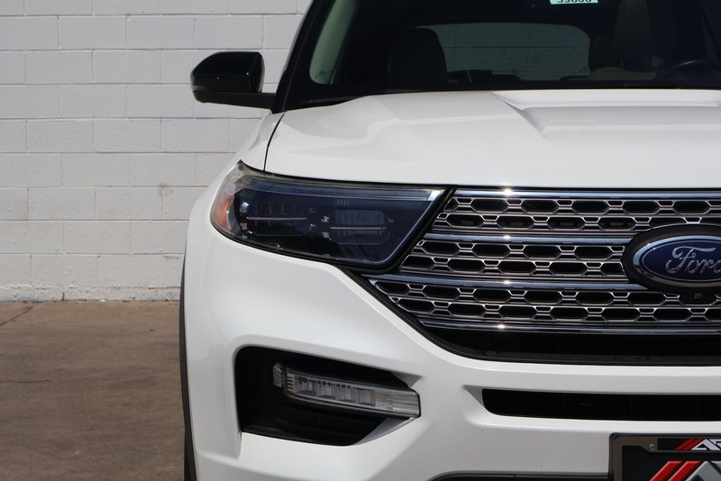 Ford Explorer Vehicle Full-screen Gallery Image 03