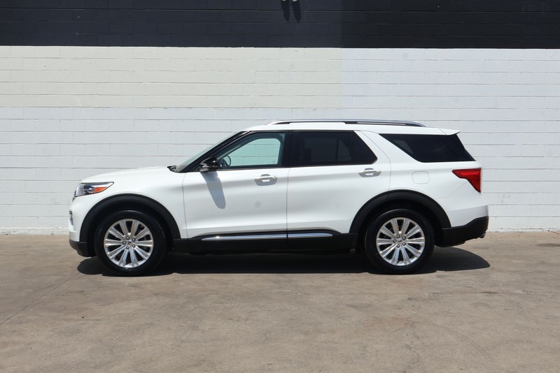 Ford Explorer Vehicle Full-screen Gallery Image 11