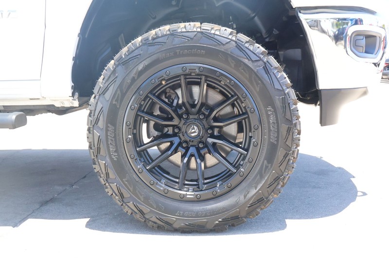 Ram 1500 Vehicle Full-screen Gallery Image 14