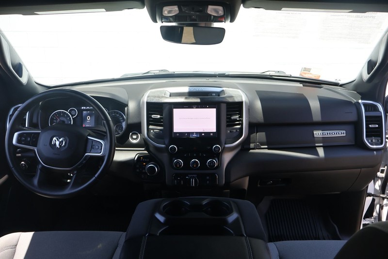 Ram 1500 Vehicle Full-screen Gallery Image 22