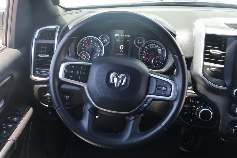 Ram 1500 Vehicle Full-screen Gallery Image 24