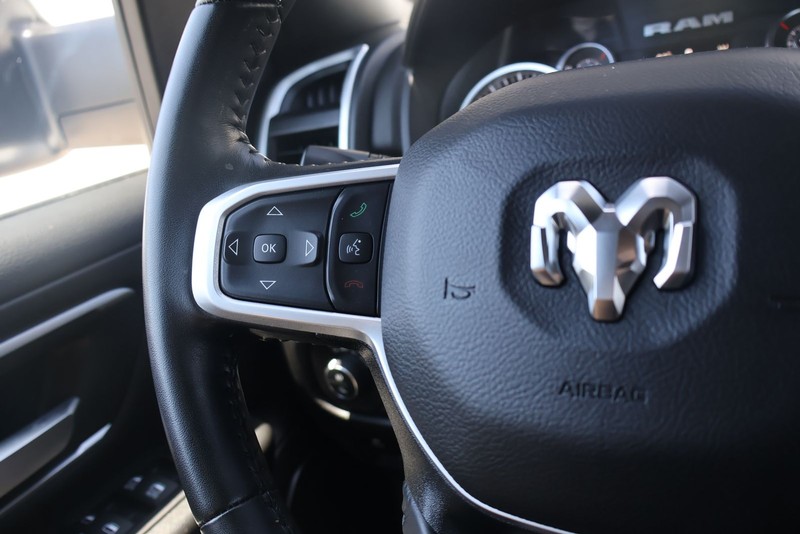Ram 1500 Vehicle Full-screen Gallery Image 25