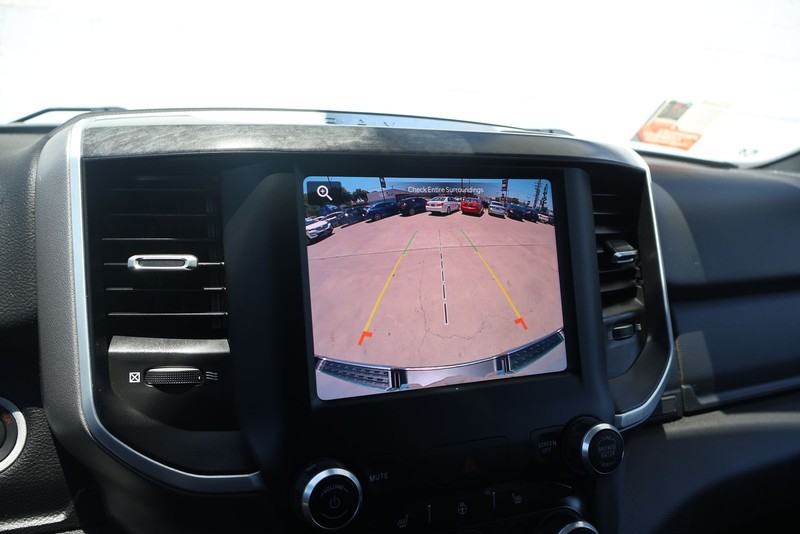 Ram 1500 Vehicle Full-screen Gallery Image 29