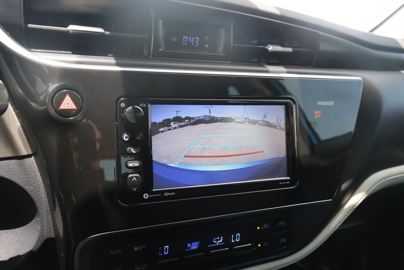 Toyota Corolla iM Vehicle Full-screen Gallery Image 28